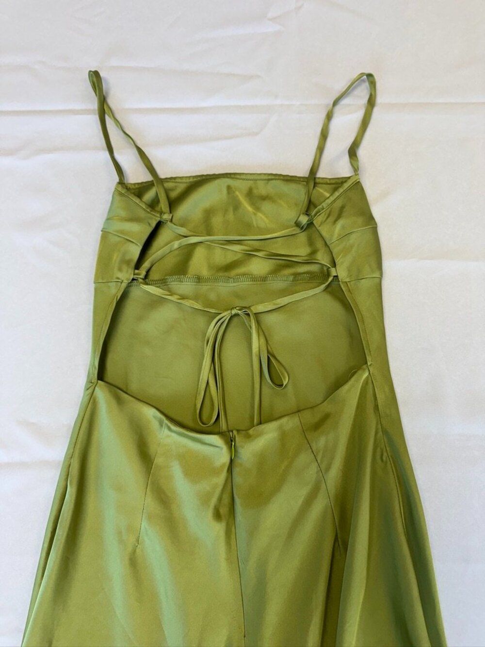 Princess Polly Leyana Maxi Dress Green Satin Size 6 - Picture 9 of 15